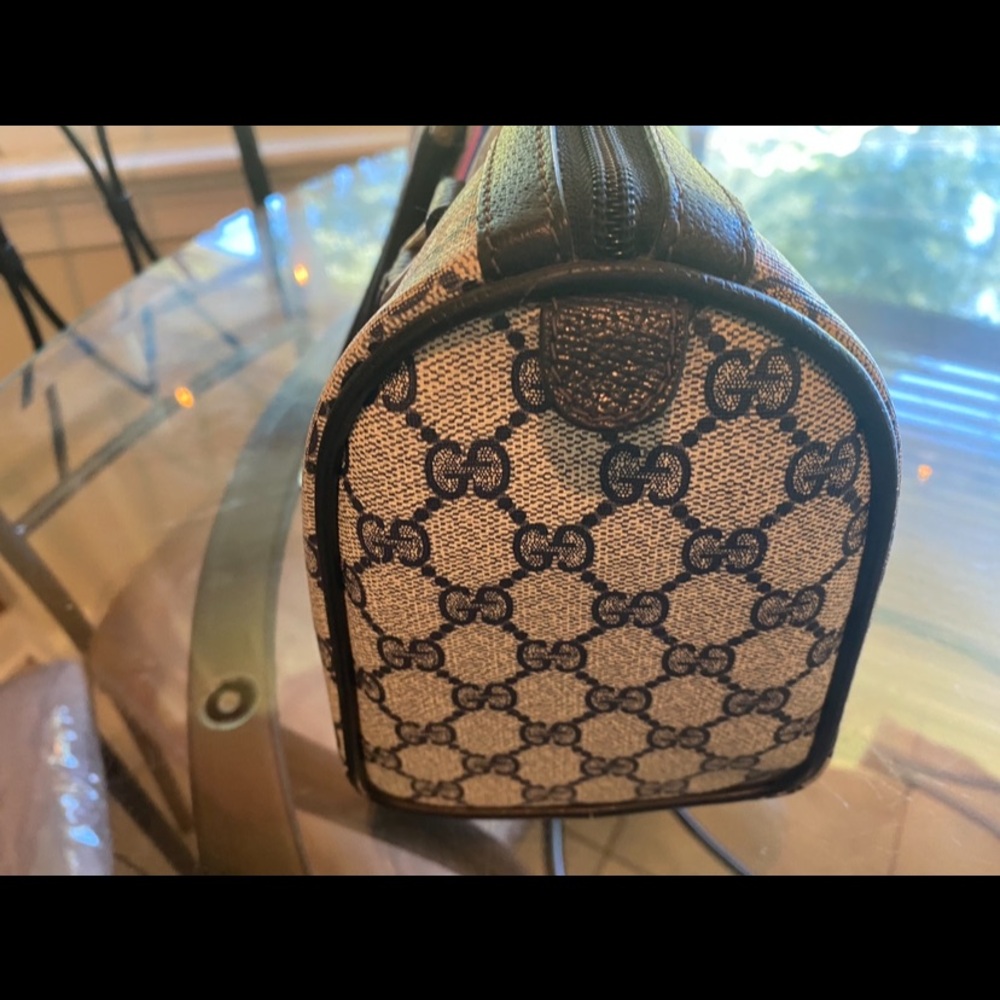 Gucci Beige and Red Handbag - Picture 3 of 5